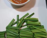 簡単！めちゃうま♪豚バラとニラの味噌炒め作り方1写真