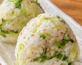 【楽めし】うま塩キャベツのおにぎり作り方3写真
