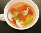 ごま油香るトマト、ズッキーニ、椎茸スープ作り方4写真