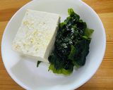 一品！まごはやさしい。ミネラルわかめ冷奴作り方2写真