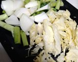 豚肉と春キャベツと新玉ねぎの簡単回鍋肉作り方2写真
