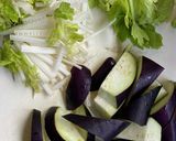 セロリ菜と茄子の肉味噌炒め作り方1写真