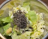 キャベツの塩昆布和え作り方2写真