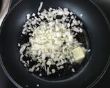 トマト味のチキンでオムライス♪作り方2写真