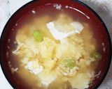 簡単★冷凍むき枝豆と絹豆腐のかき玉スープ作り方3写真