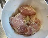 筋トレ料理☆茹で塩麹鶏胸肉のサルサソース作り方2写真