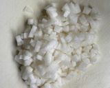 肉味噌と大根の餃子　セロリ菜添え作り方1写真