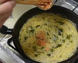 あおさと鮭フレークのワンパンパスタ作り方3写真