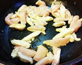 鶏肉豆板醤炒め on the キャベツ。作り方3写真