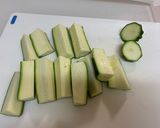簡単・おつまみ！ズッキーニの旨味唐揚げ作り方1写真