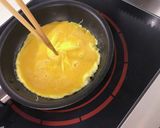 トマト味のチキンでオムライス♪作り方8写真