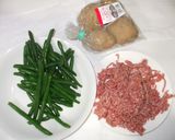 ひき肉じゃが芋インゲン炒め♪簡単レシピ作り方1写真