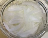 塩麹とフルーツビネガーで作る酢タマネギ作り方1写真