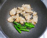 鶏むね肉とシシトウのカレー甘酢炒め作り方4写真