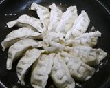 簡単！おいしい餃子の焼き方作り方2写真