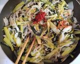 小松菜と 蒟蒻 もやしのピリ辛野菜炒め❁作り方8写真