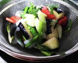 豚肉.野菜で味噌ダレ蒸し！厨房ばあばぁ！作り方4写真