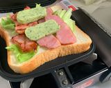 ＜ブルギニヨン使用＞ベーコンホットサンド作り方3写真