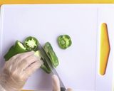 ピーマンとじゃこ炒めのパスタ【食遺産】作り方1写真