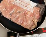 筋肉モリモリ☆鶏胸肉やわらか〜な塩麹加熱作り方4写真