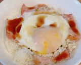 レンジで簡単1分！ベーコンエッグ丼作り方8写真