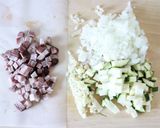 手軽な【野菜ジュースとベーコンのスープ】作り方1写真