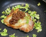 鶏肉とセロリの醤油麹丼作り方3写真