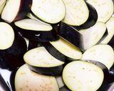 なすベーコンの味噌パスタ作り方1写真