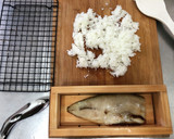 手軽に美味しい押し寿司　簡単焼鯖寿し作り方1写真