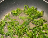 ピーマンの塩昆布炒め作り方3写真