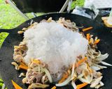 キャンプで豚肉と舞茸のチャプチェ作り方6写真