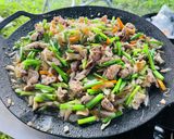 キャンプで豚肉と舞茸のチャプチェ作り方7写真