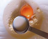 5分★和風カルボナーラうどん★コンロ不要作り方1写真