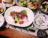 節約にも！お造りを二人分に盛り付けて！作り方3写真