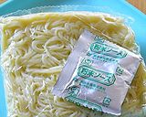 トムヤムクンペーストで塩焼きそば♪作り方1写真