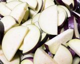 ナスと鶏むね肉のポン酢炒め作り方1写真
