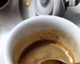 インスタントコーヒーでラテアート作り方2写真