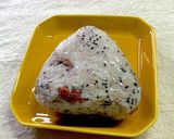 ごま塩と刻み梅干しの雑穀おにぎり作り方5写真
