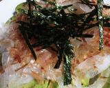 アボカド&玉ねぎ　さっぱりサラダ卵黄乗せ作り方3写真