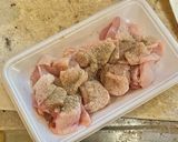 鶏もも肉とピーマンのオイスターソース炒め作り方1写真