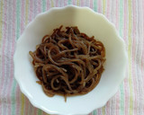 いんげんと牛コマと糸コンニャクの炒め煮作り方2写真