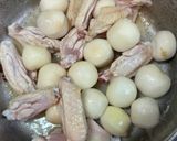 鶏手羽肉と里芋のピリ辛煮♪作り方1写真