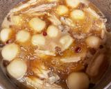 鶏手羽肉と里芋のピリ辛煮♪作り方2写真