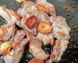 夏には豚肉が活躍♪ニンニクでスタミナを作り方5写真