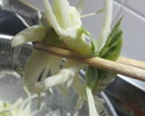 ほろ苦♪ふきのとうと玉ねぎのかき揚げ作り方2写真