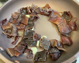 簡単！春日井ファームのキクラゲで中華炒め作り方3写真