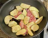 鶏もも肉と茄子のカレー炒め作り方3写真