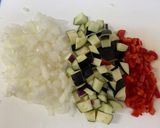 夏野菜たっぷり～彩りチャーハン作り方2写真