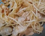 簡単！めちゃうま♪豚バラもやしの味噌炒め作り方4写真