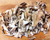 レタス消費！レタスと舞茸の中華スープ✾作り方1写真